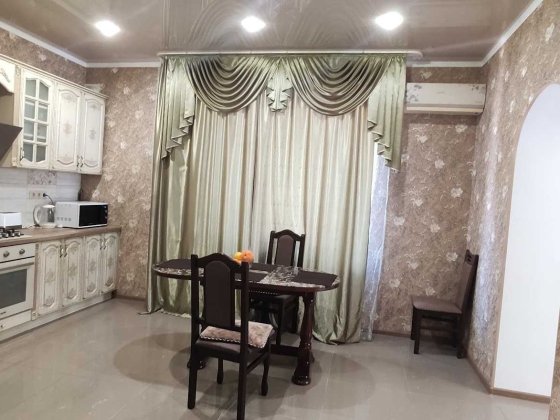 Продам дом для большой семьи в Лесках! Ліски