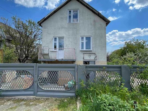 Продам терміново газифікований будинок в передмісті Чорноморська Великодолинское