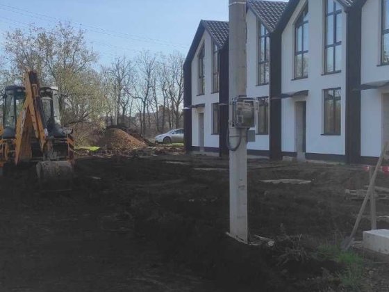 Дом, село Лески. Ліски