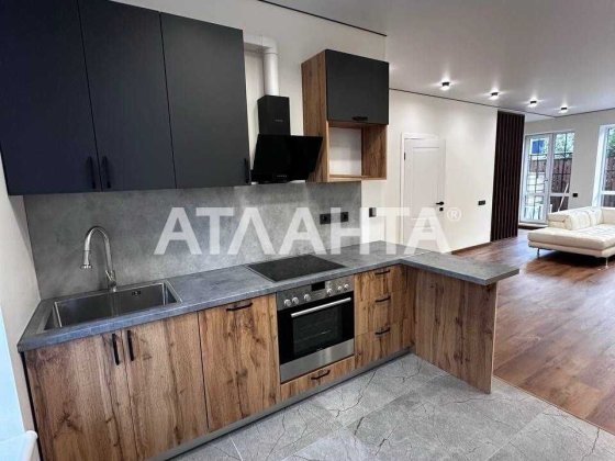 В продаже коттедж таунхаус на территории жилого комплекса Голландия Ліски