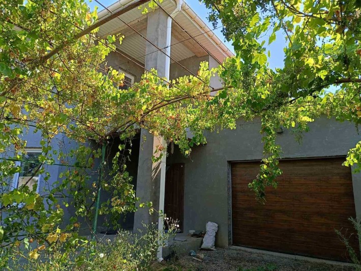 Продается  2-х эт дом в Лесках - фото 1