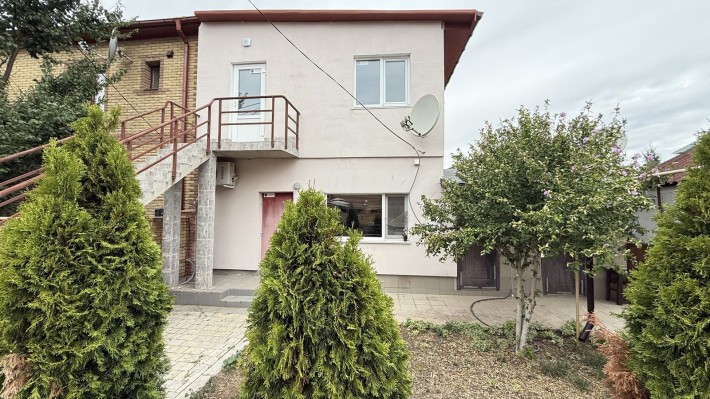 Продам будинок з ремонтом у КМ Сосновий берег біля моря - фото 1