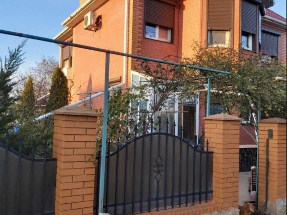 Терміново !! Будинок 140м2 з басейном та ділянкою 6 сот Великодолинское