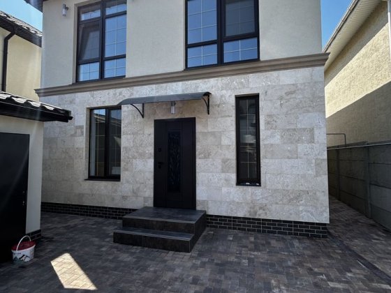 Продам дом в Червоном Хуторе с рассрочкой ,без комиссии . Лиманка