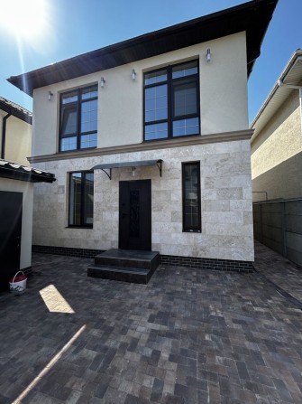 Продам дом в Червоном Хуторе с рассрочкой ,без комиссии . - фото 1