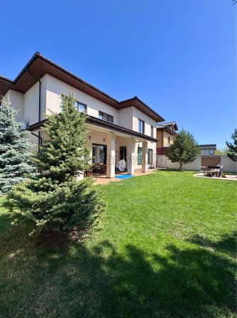 Без комиссии, Дом 420м2 с новым ремонтом в КГ Сосновый Берег - фото 1