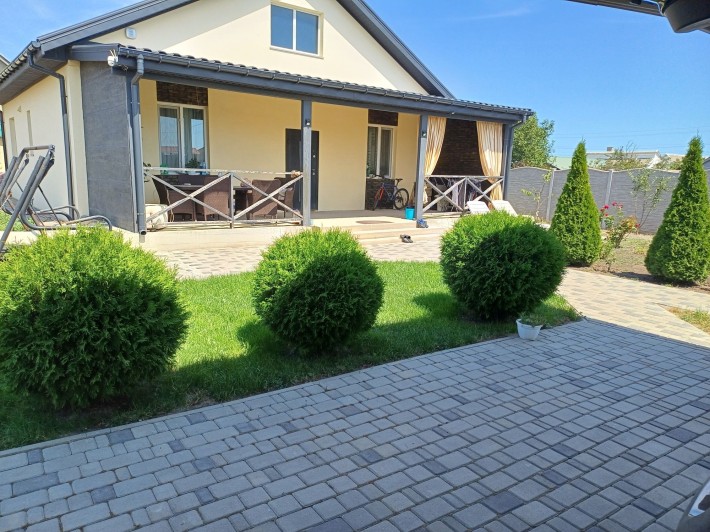 Современный Новый дом  пгт  Великодолинское - фото 1