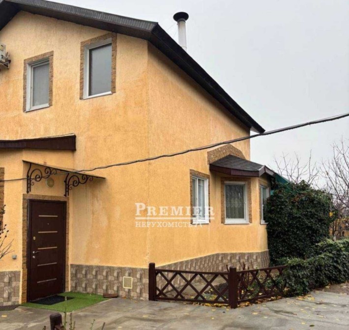 Продам сучасний будинок в Фонтанці - фото 1