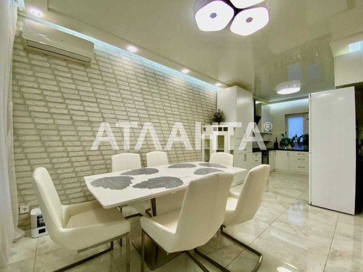 Сучасний стильний будинок у центрі селища НАТІ / Нерубайське - фото 1