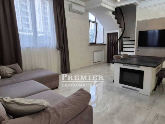 Продам таунхаус з сучасним ремонтом поряд з морем та містом Одеса Ліски