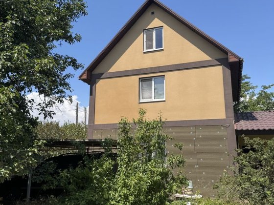 Капитальный дом в центре с. Светлое для проживания круглый год! Світле