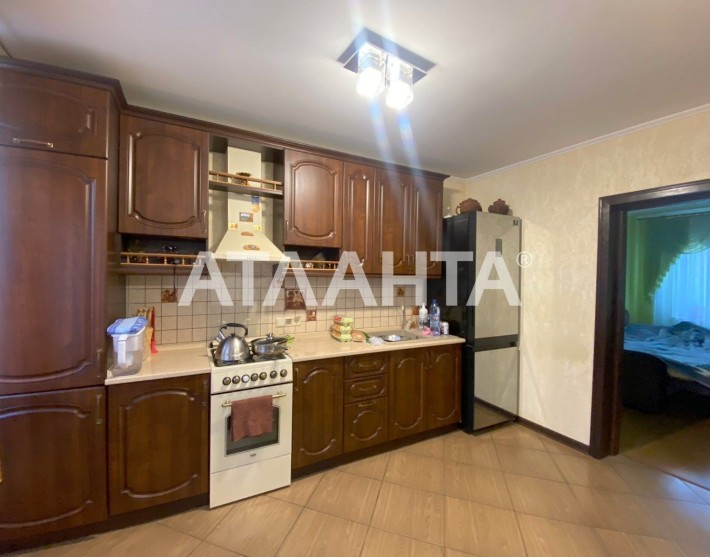 Просторный душевный дом в районе НАТИ / Нерубайское - фото 1