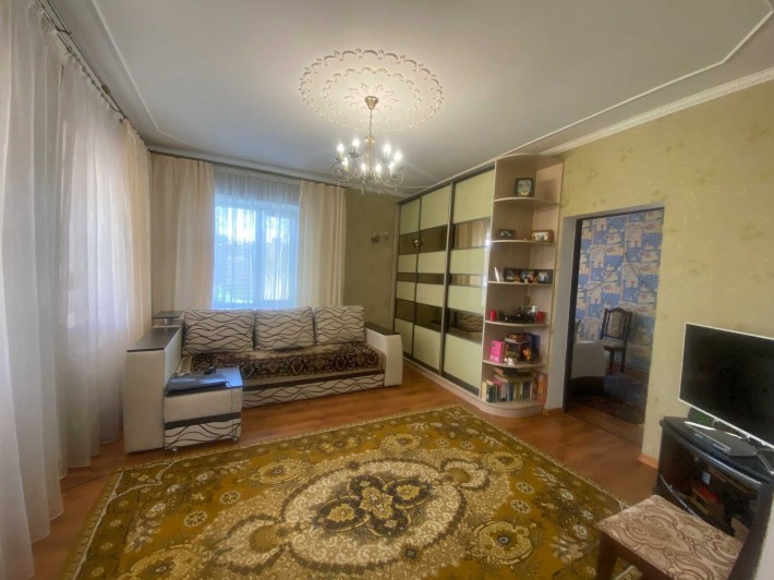 Сучасний  капітальний  будинок в Овідіополі - фото 1