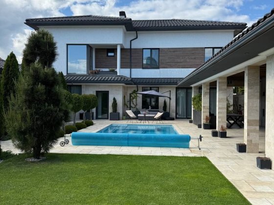 Продам дом в Совиньоне Бурлачья Балка