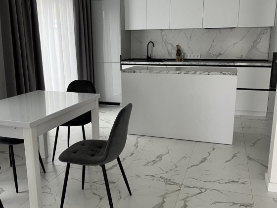 Продам двухэтажный дом с новым ремонтом Совиньон (216-110) Таирово