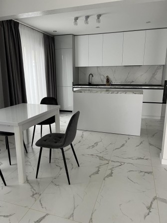 Продам двухэтажный дом с новым ремонтом Совиньон (216-110) - фото 1