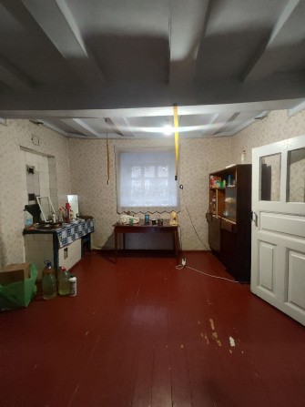 Продам хату и 20 соток земли. - фото 1