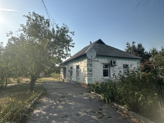 Будинок район 3 школи Хорол