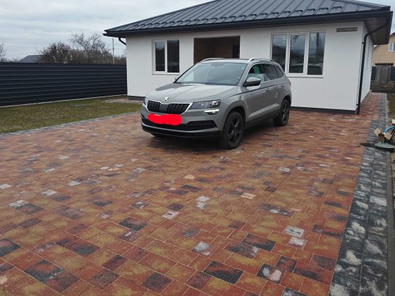 Будинок за молокозаводом Вараш