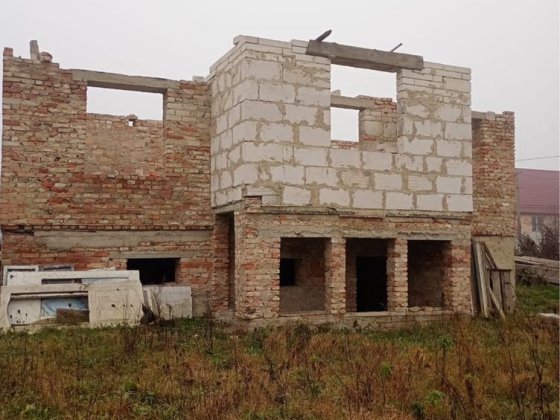 Продаж незавершоного будівництва Белая Криница