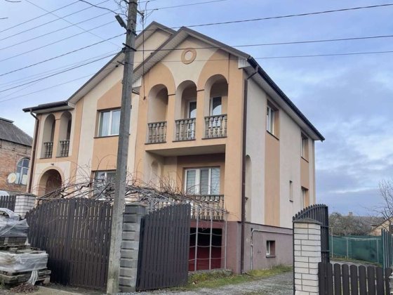 Житловиі будинок Колоденка