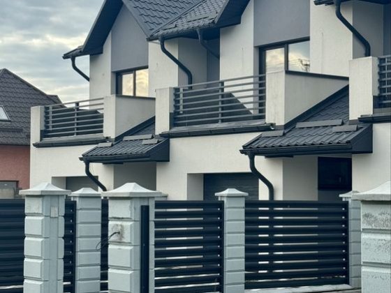 Котедж із зручним плануванням для сімʼї Острог