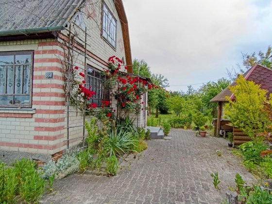 Будинок в Кам'яній горі з банею та гаражем. Каменная Гора