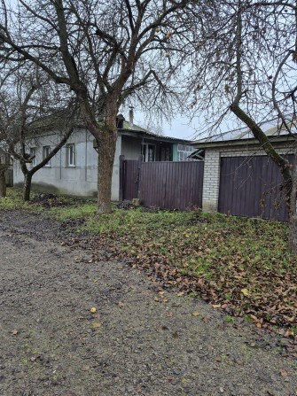 Продам будинок в центрі міста - фото 1