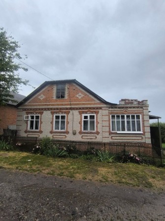 Продам просторий будинок - фото 1