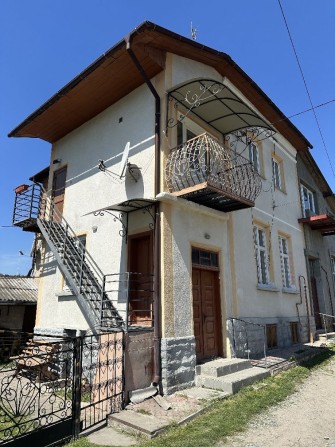 Продається половина будинку - фото 1