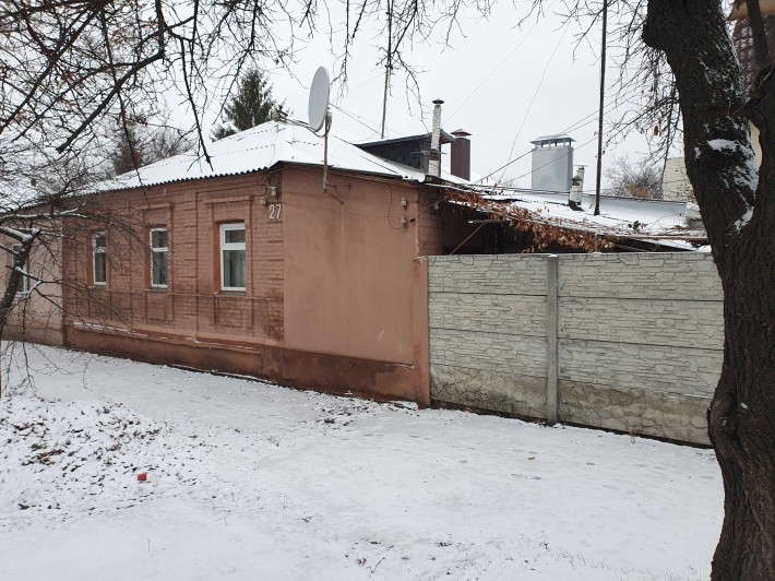 Сертификат. Продам,сдам 1/2 часть дома за Новым Цирком. - фото 1