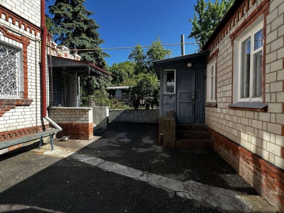 Продам 2этажный дом в Новой Водолаге в красивом месте Нова Водолага