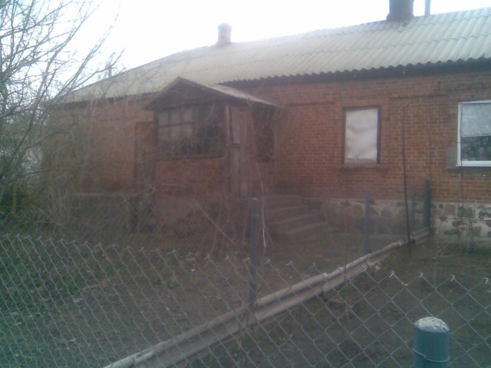 Продаю частину будинка по вул.Андрєєва,80. Район Фрегат. - фото 1