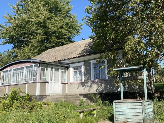 Будинок с. Підлісний Мукарів Дунаевцы