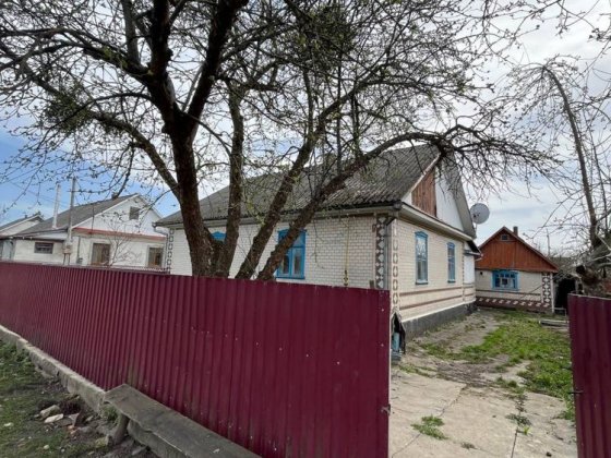 Продається будинок у м.Ізяслав Ізяслав