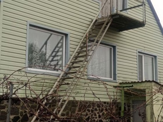 Продаж будинку в передмісті! Золотоноша