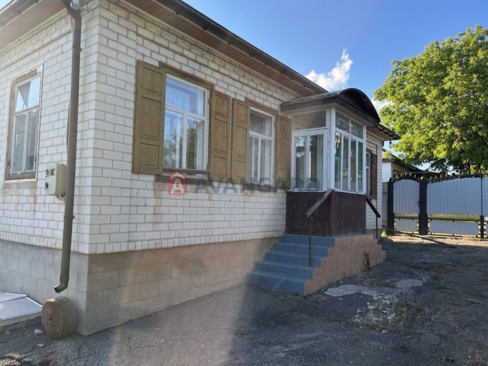 Продається доглянутий будинок с.Дубіївка - фото 1