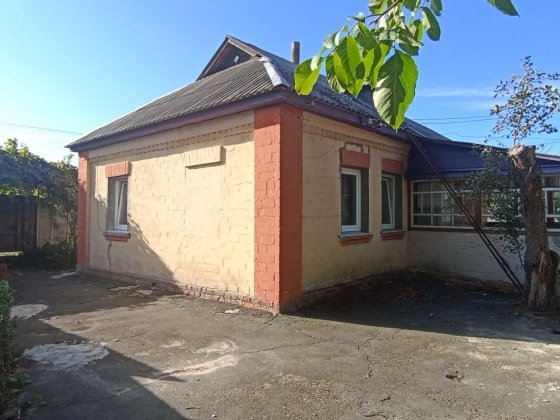 Гарний будинок за 2 хвилини від  Козелець Козелец