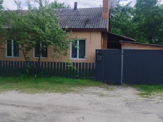 Продається пів будинку м.Сновськ Сновськ