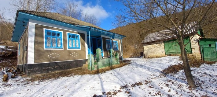 Будинок у мальовничому місці - фото 1