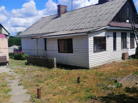 Продаж будинку на вулиці костельній 2/2 в центрі Любомль