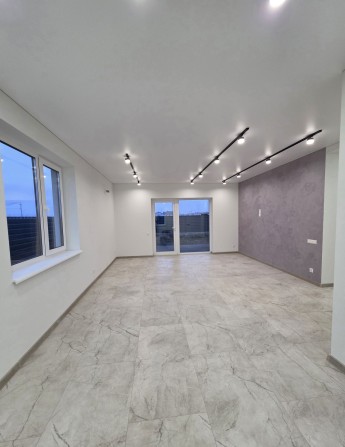 Продам одноповерховий будинок з ремонтом - фото 1