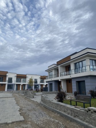 Акційна пропозиція зданий таунхаус з чистовою стяжкою - фото 1