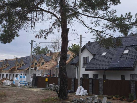 Продам будинок (дуплекс, таунхаус) Бровари Київська область.Забудовник Бровари