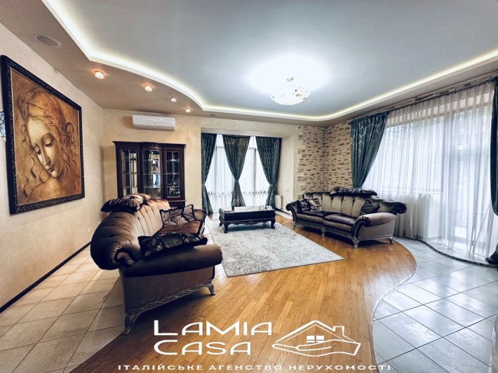 VIP будинок біля парку , в топовій локаціі - фото 1