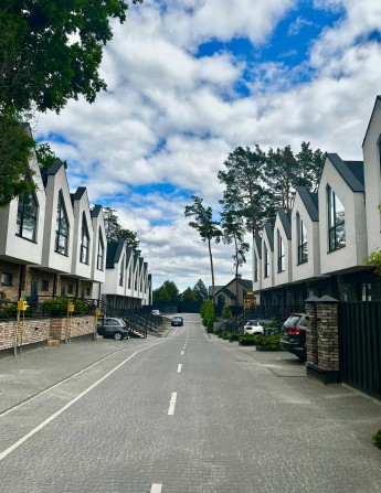 Продаж ексклюзивного дуплексу в Бучі, в закритому котеджному містечку! - фото 1