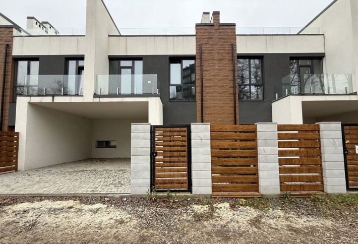 Зданий таунхаус біля озера ! - фото 1