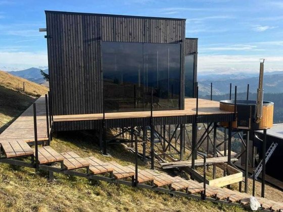 Продаж будинка у горах Ивано-Франковск