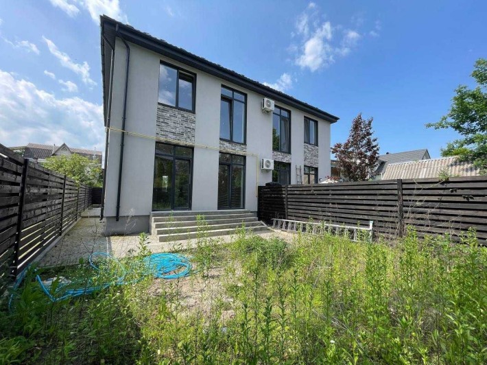 130 м² комфорту поруч із лісом — дуплекс у тихому районі Ірпеня - фото 1