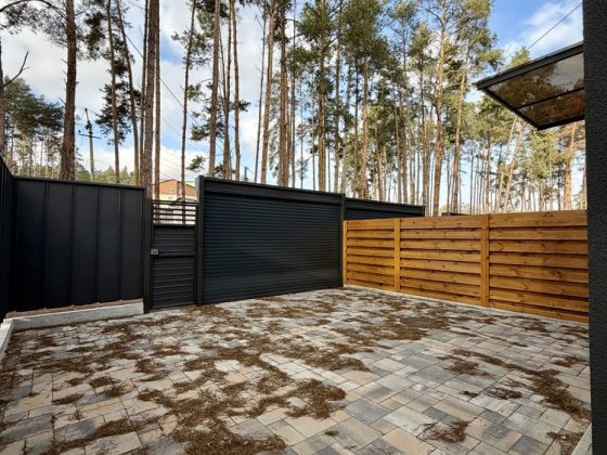 Кутовий таунхаус Ірпінь Центральний Парк швидкий виїзд на Київ Ірпінь